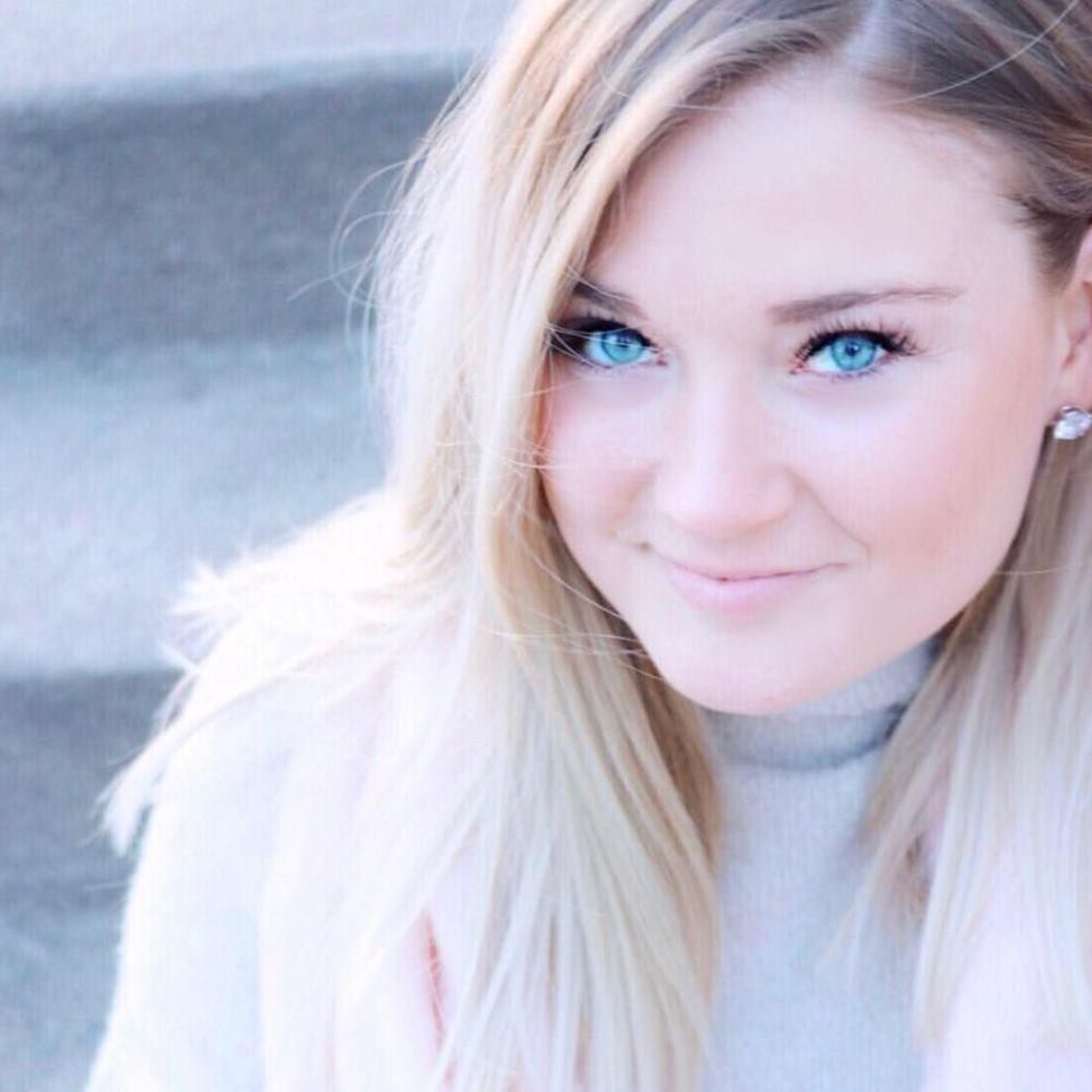 Meet your Posher, Emma